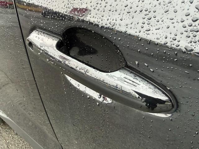 RAV4 アドベンチャー オフロードパッケージII 4WD 純正メモリーナビ バックカメラ セーフティセンス レーダークルーズ ステアリングヒーター 合皮シート パワーシート シートベンチレーション クリアランスソナー レーンキープ オートハイビーム(22枚目)