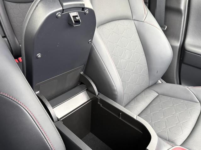 RAV4 アドベンチャー オフロードパッケージII 4WD 純正メモリーナビ バックカメラ セーフティセンス レーダークルーズ ステアリングヒーター 合皮シート パワーシート シートベンチレーション クリアランスソナー レーンキープ オートハイビーム(49枚目)