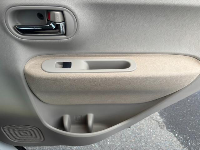 アルトラパン Ｘ　スマートアシスト　シートヒーター　ＥＴＣ　スマートキー　ＨＩＤヘッドライト　横滑り防止装置　アイドリングストップ　純正ＣＤオーディオ　純正１４インチアルミホイール　オートライト　オートエアコン（40枚目）