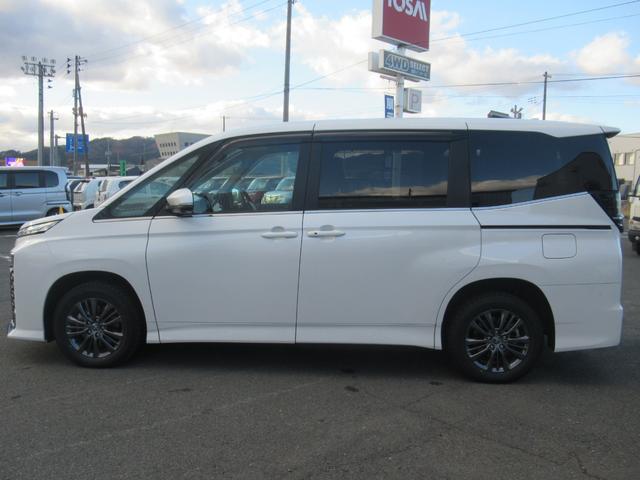 ヴォクシー ハイブリッドS-Z 4WD 寒冷地仕様 両側電動スライドドア ユニバーサルステップ トヨタチームメイト 純正10.5型ディスプレイオーディオ 全周囲カメラ ブラインドスポットモニター プロジェクター式LEDヘッドライト(22枚目)