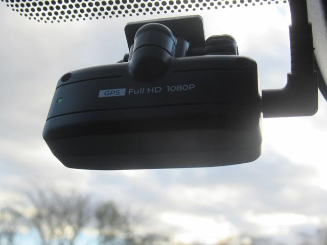 ヴォクシー ハイブリッドS-Z 4WD 寒冷地仕様 両側電動スライドドア ユニバーサルステップ トヨタチームメイト 純正10.5型ディスプレイオーディオ 全周囲カメラ ブラインドスポットモニター プロジェクター式LEDヘッドライト(38枚目)