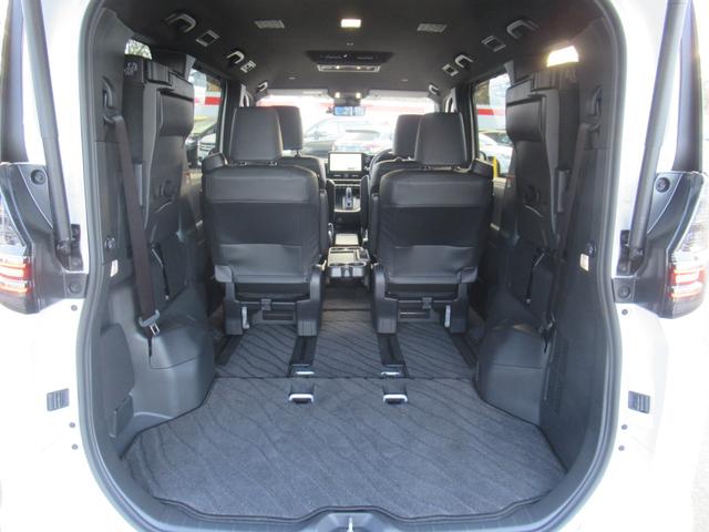 ヴォクシー ハイブリッドS-Z 4WD 寒冷地仕様 両側電動スライドドア ユニバーサルステップ トヨタチームメイト 純正10.5型ディスプレイオーディオ 全周囲カメラ ブラインドスポットモニター プロジェクター式LEDヘッドライト(43枚目)