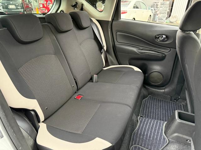 ノート ｅパワーＢ　ＦＯＵＲ　Ｃａｒｒｏｚｚｅｒｉａ製メモリーナビ　全周囲モニター　エマージェンシーブレーキ　レーンキープ　ＥＴＣ　インテリジェントルームミラー　クリアランスソナー　Ｂｌｕｅｔｏｏｔｈ　スマートキー　横滑り防止装置（10枚目）