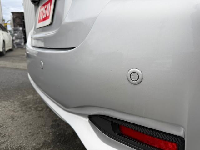 ノート ｅパワーＢ　ＦＯＵＲ　Ｃａｒｒｏｚｚｅｒｉａ製メモリーナビ　全周囲モニター　エマージェンシーブレーキ　レーンキープ　ＥＴＣ　インテリジェントルームミラー　クリアランスソナー　Ｂｌｕｅｔｏｏｔｈ　スマートキー　横滑り防止装置（55枚目）