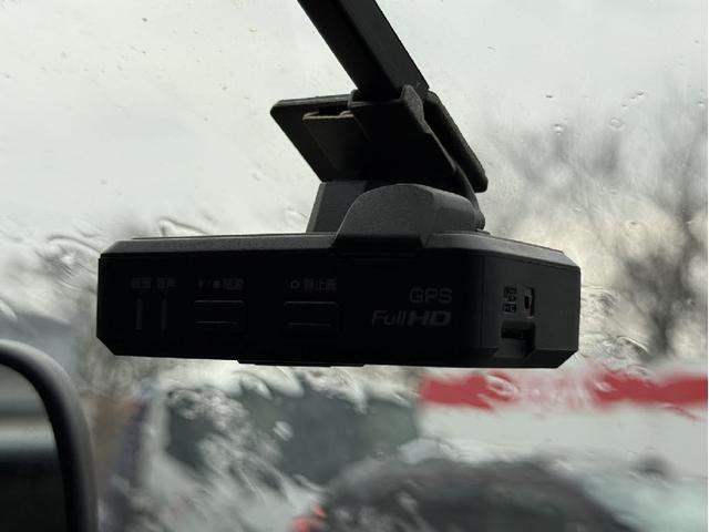 AD VE 4WD 純正メモリーナビ エマージェンシーブレーキ レーンキープアシスト ドライブレコーダー ETC AC100V電源 横滑り防止装置 電動格納ミラー パワーウインドウ ヘッドライトレベライザー(6枚目)