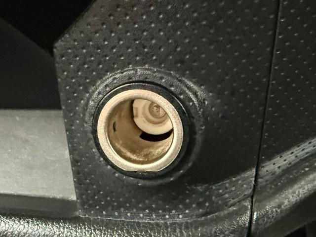 AD VE 4WD 純正メモリーナビ エマージェンシーブレーキ レーンキープアシスト ドライブレコーダー ETC AC100V電源 横滑り防止装置 電動格納ミラー パワーウインドウ ヘッドライトレベライザー(33枚目)