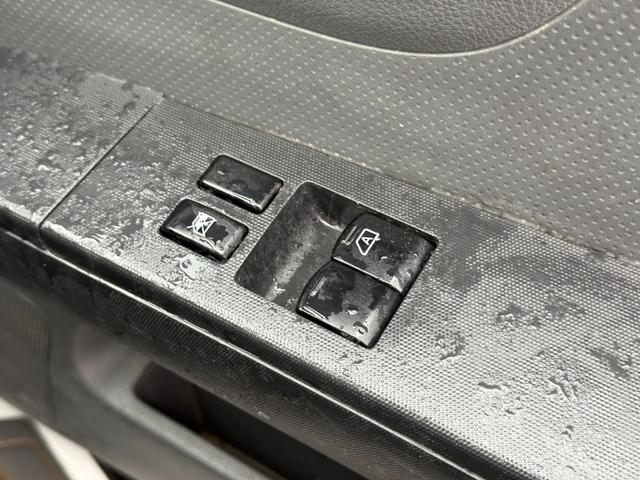 AD VE 4WD 純正メモリーナビ エマージェンシーブレーキ レーンキープアシスト ドライブレコーダー ETC AC100V電源 横滑り防止装置 電動格納ミラー パワーウインドウ ヘッドライトレベライザー(35枚目)