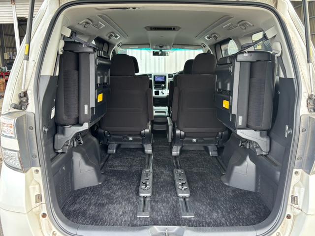 ヴェルファイア ２．４Ｚ　４ＷＤ　両側電動スライドドア　カロッツェリア製ＨＤＤナビ　フルセグ　ＨＩＤヘッドライト　フォグライト　純正革巻きステアリング　オートライト　オートエアコン　クリアランスソナー　スマートキー　ＥＴＣ（40枚目）