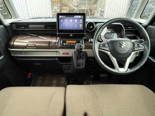 スペーシアギア マイスタイル 4WD 両側電動スライドドア 純正メモリーナビ 全周囲カメラ セーフティサポート レーダークルーズ レーンキープ ヘッドアップディスプレイ シートヒーター スマートキー オートライト ベッドキット付(2枚目)