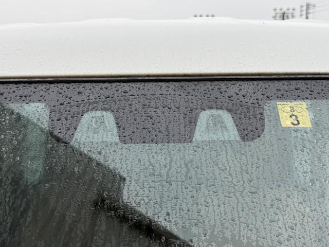 スペーシアギア マイスタイル 4WD 両側電動スライドドア 純正メモリーナビ 全周囲カメラ セーフティサポート レーダークルーズ レーンキープ ヘッドアップディスプレイ シートヒーター スマートキー オートライト ベッドキット付(6枚目)