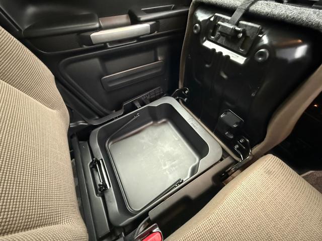 スペーシアギア マイスタイル 4WD 両側電動スライドドア 純正メモリーナビ 全周囲カメラ セーフティサポート レーダークルーズ レーンキープ ヘッドアップディスプレイ シートヒーター スマートキー オートライト ベッドキット付(45枚目)