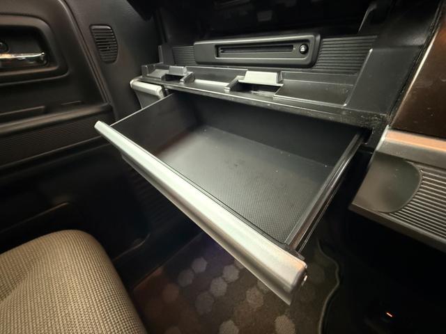 スペーシアギア マイスタイル 4WD 両側電動スライドドア 純正メモリーナビ 全周囲カメラ セーフティサポート レーダークルーズ レーンキープ ヘッドアップディスプレイ シートヒーター スマートキー オートライト ベッドキット付(49枚目)