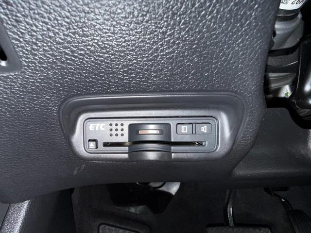 ヴェゼル ハイブリッドX 純正メモリーナビ バックカメラ ホンダセンシング クルーズコントロール シートヒーター LEDヘッドライト ドライブレコーダー ETC オートライト オートエアコン フルセグ Bluetooth再生(8枚目)