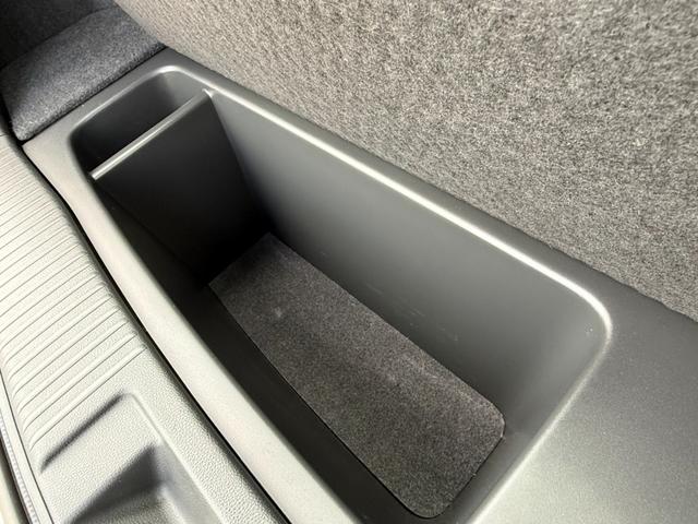 ヴェゼル ハイブリッドX 純正メモリーナビ バックカメラ ホンダセンシング クルーズコントロール シートヒーター LEDヘッドライト ドライブレコーダー ETC オートライト オートエアコン フルセグ Bluetooth再生(41枚目)