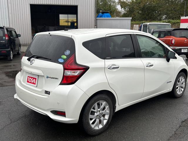 ノート e-パワー X FOUR 4WD ハイブリッド 純正メモリーナビ 全周囲カメラ エマージェンシーブレーキ インテリジェントルームミラー スマートキー レーンキープアシスト クリアランスソナー オートライト オートエアコン(18枚目)