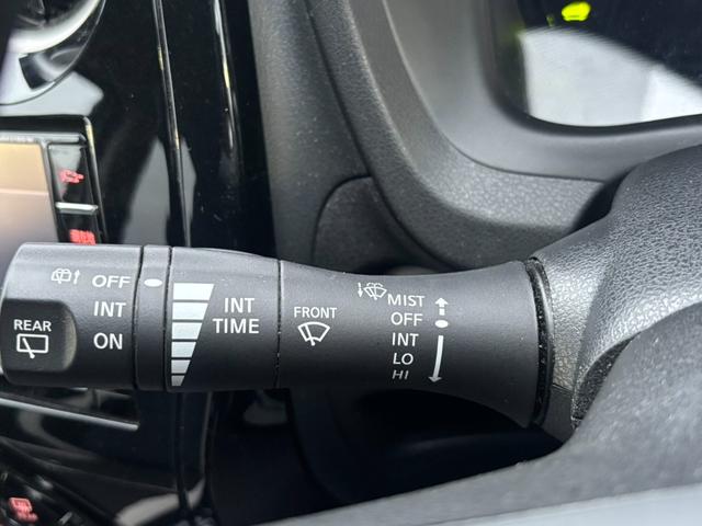 ノート e-パワー X FOUR 4WD ハイブリッド 純正メモリーナビ 全周囲カメラ エマージェンシーブレーキ インテリジェントルームミラー スマートキー レーンキープアシスト クリアランスソナー オートライト オートエアコン(24枚目)