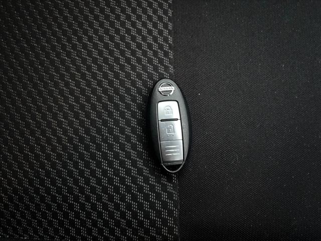 ノート e-パワー X FOUR 4WD ハイブリッド 純正メモリーナビ 全周囲カメラ エマージェンシーブレーキ インテリジェントルームミラー スマートキー レーンキープアシスト クリアランスソナー オートライト オートエアコン(28枚目)