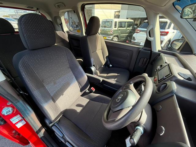 スペイド F 4WD 電動スライドドア 寒冷地仕様 純正メモリーナビ バックカメラ ETC オートエアコン 電動格納ミラー ステアリングスイッチ 盗難防止装置 スマートキー Bluetooth再生 CD/DVD再生(9枚目)