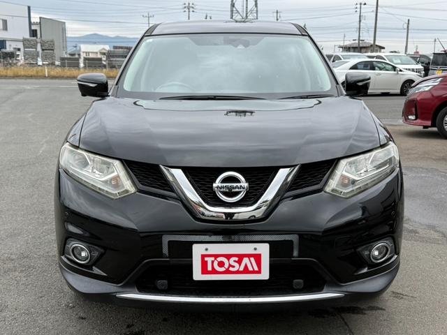 エクストレイル ２０Ｘ　エマージェンシーブレーキパッケージ　４ＷＤ　純正メモリーナビ　全周囲カメラ　エマージェンシーブレーキ　スマートキー　ＥＴＣ　パワーバックドア　ドライブレコーダー　シートヒーター　オートライト　オートエアコン　電動格納ミラー（15枚目）