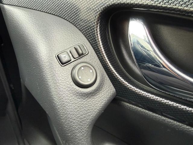 エクストレイル ２０Ｘ　エマージェンシーブレーキパッケージ　４ＷＤ　純正メモリーナビ　全周囲カメラ　エマージェンシーブレーキ　スマートキー　ＥＴＣ　パワーバックドア　ドライブレコーダー　シートヒーター　オートライト　オートエアコン　電動格納ミラー（41枚目）