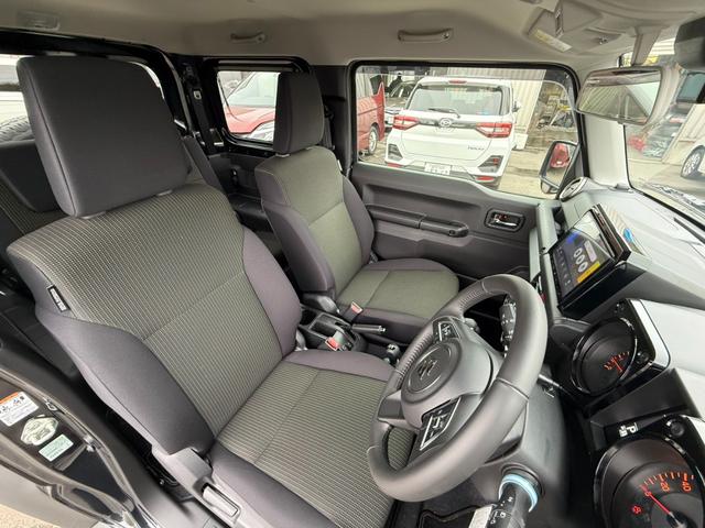 ジムニーシエラ ＪＣ　４ＷＤ　純正メモリーナビ　バックカメラ　セーフティサポート　レーダークルーズ　シートヒーター　ドライブレコーダー　ＥＴＣ　スマートキー　クリアランスソナー　レーンキープアシスト　オートライト（9枚目）