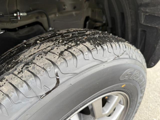 ジムニーシエラ ＪＣ　４ＷＤ　純正メモリーナビ　バックカメラ　セーフティサポート　レーダークルーズ　シートヒーター　ドライブレコーダー　ＥＴＣ　スマートキー　クリアランスソナー　レーンキープアシスト　オートライト（14枚目）