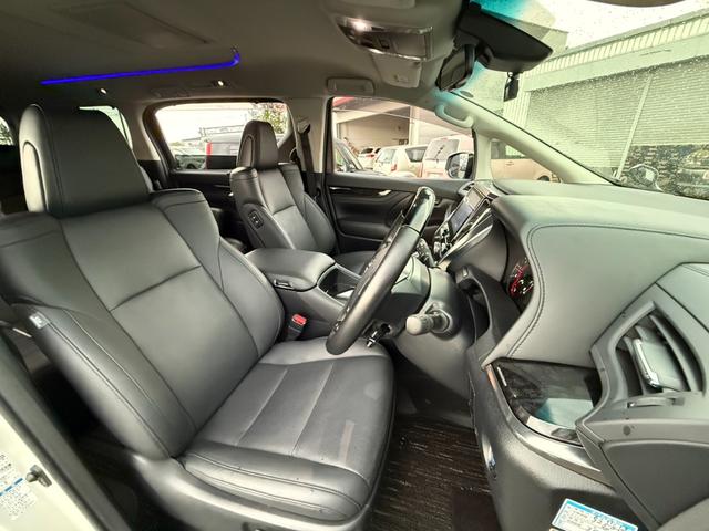 アルファード ２．５Ｓ　Ｃパッケージ　４ＷＤ　両側電動スライドドア　モデリスタフルエアロ　フリップダウンモニター　純正メモリーナビ　バックカメラ　セーフティセンス　レーダークルーズ　シートベンチレーション　パワーバックドア　パワーシート（9枚目）