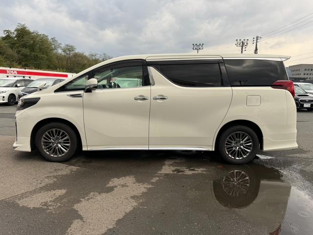 アルファード ２．５Ｓ　Ｃパッケージ　４ＷＤ　両側電動スライドドア　モデリスタフルエアロ　フリップダウンモニター　純正メモリーナビ　バックカメラ　セーフティセンス　レーダークルーズ　シートベンチレーション　パワーバックドア　パワーシート（22枚目）