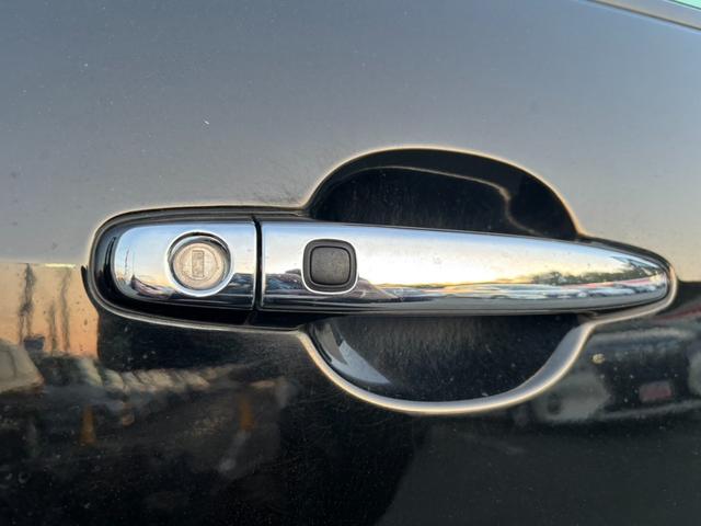 エスティマ アエラス　プレミアム－Ｇ　４ＷＤ　両側電動スライドドア　クラリオン製ナビ　バックカメラ　衝突軽減システム　クルーズコントロール　ハーフレザーシート　シートヒーター　パワーシート　クリアランスソナー　レーンキープアシスト　ＥＴＣ（27枚目）