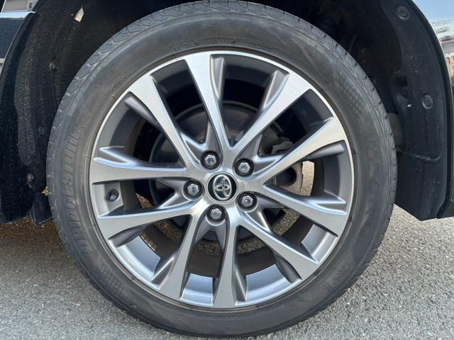 エスティマ アエラス　プレミアム－Ｇ　４ＷＤ　両側電動スライドドア　クラリオン製ナビ　バックカメラ　衝突軽減システム　クルーズコントロール　ハーフレザーシート　シートヒーター　パワーシート　クリアランスソナー　レーンキープアシスト　ＥＴＣ（56枚目）