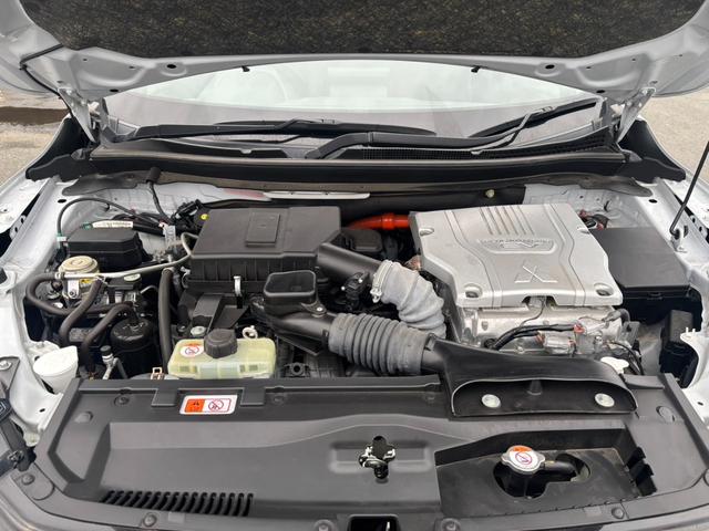 エクリプスクロスPHEV P 4WD 純正メモリーナビ 全周囲カメラ 衝突軽減システム レーダークルーズ ハーフレザーシート シートヒーター パワーシート クリアランスソナー レーンキープアシスト スマートキー オートライト(19枚目)