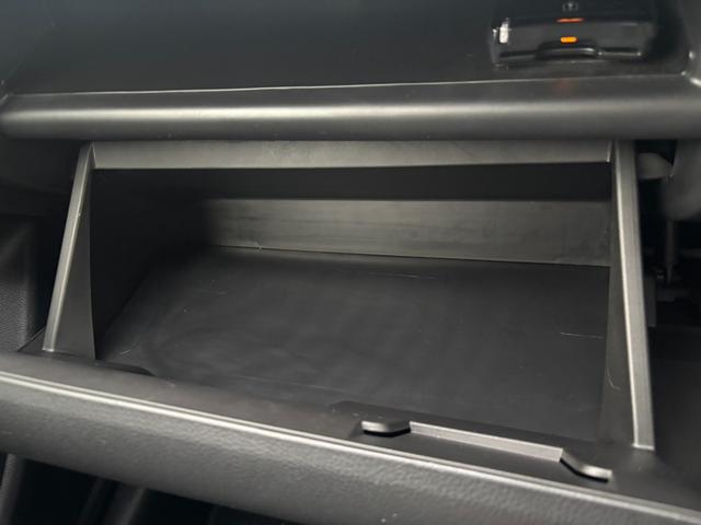 エクリプスクロスPHEV P 4WD 純正メモリーナビ 全周囲カメラ 衝突軽減システム レーダークルーズ ハーフレザーシート シートヒーター パワーシート クリアランスソナー レーンキープアシスト スマートキー オートライト(48枚目)