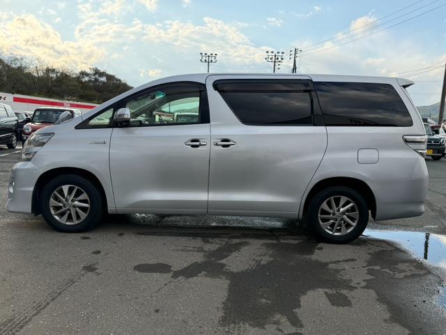 ヴェルファイアハイブリッド Ｘ　４ＷＤ　ムーンルーフ　両側電動スライドドア　アルパイン製１０．２型後席モニター　アルパイン製８型ナビ　バックカメラ　クルーズコントロール　スマートキー　ＨＩＤヘッド　フォグライト　ドライブレコーダー（22枚目）