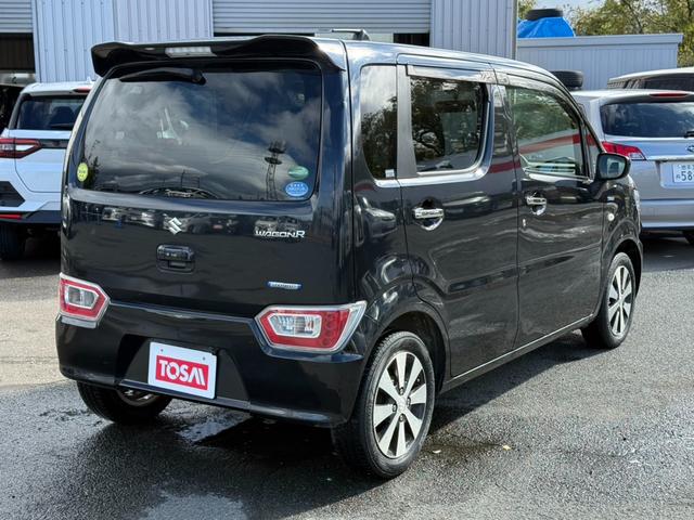 ワゴンＲ ハイブリッドＦＸ　４ＷＤ　ケンウッド製メモリーナビ　バックカメラ　シートヒーター　オートエアコン　ＨＩＤヘッド　アイドリングストップ　盗難防止装置　横滑り防止装置　電動格納ミラー　ベンチシート　純正１４インチアルミ（18枚目）