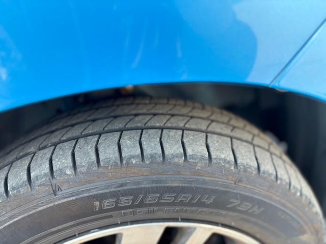 タンク カスタムＧ　Ｓ　４ＷＤ　寒冷地仕様　両側電動スライドドドア　パナソニック製メモリーナビ　全周囲カメラ　衝突軽減しシステム　クルーズコントロール　シートヒーター　ＬＥＤヘッドライト　２トーンカラー　スマートキー　ＥＴＣ（14枚目）