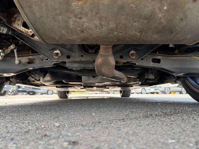 プリウス A 4WD アッシュ&ソリッドブラック全塗装車 寒冷地仕様 純正ナビ バックカメラ セーフティセンス レーダークルーズ ツーリングセレクション用17インチアルミボディ同色塗装済 クールグレー合皮シート(20枚目)