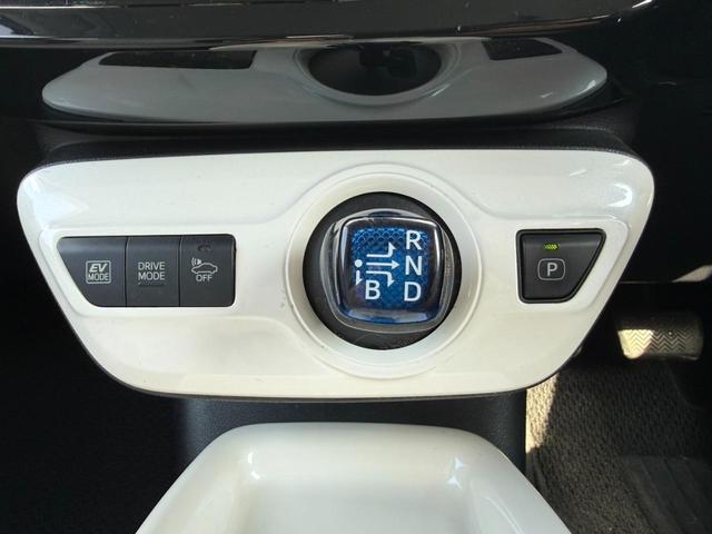 プリウス A 4WD アッシュ&ソリッドブラック全塗装車 寒冷地仕様 純正ナビ バックカメラ セーフティセンス レーダークルーズ ツーリングセレクション用17インチアルミボディ同色塗装済 クールグレー合皮シート(29枚目)