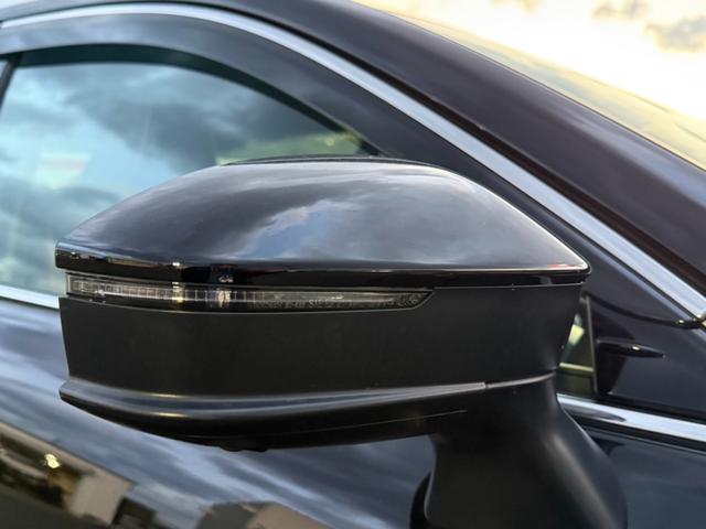 クラウンクロスオーバー ＲＳアドバンスド　４ＷＤ　純正１２．３型ワイドナビ　全周囲カメラ　セーフティセンス　レーダークルーズ　ＡＣ１００Ｖ電源　ワイヤレス充電　黒革シート　パワーシート　シートベンチレーション　ＥＴＣ　ＬＥＤヘッドライト（23枚目）