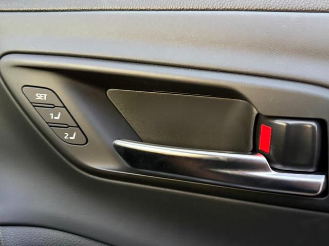 クラウンクロスオーバー ＲＳアドバンスド　４ＷＤ　純正１２．３型ワイドナビ　全周囲カメラ　セーフティセンス　レーダークルーズ　ＡＣ１００Ｖ電源　ワイヤレス充電　黒革シート　パワーシート　シートベンチレーション　ＥＴＣ　ＬＥＤヘッドライト（38枚目）