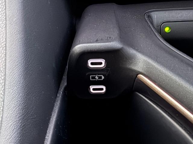 クラウンクロスオーバー ＲＳアドバンスド　４ＷＤ　純正１２．３型ワイドナビ　全周囲カメラ　セーフティセンス　レーダークルーズ　ＡＣ１００Ｖ電源　ワイヤレス充電　黒革シート　パワーシート　シートベンチレーション　ＥＴＣ　ＬＥＤヘッドライト（40枚目）