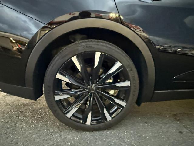 クラウンクロスオーバー ＲＳアドバンスド　４ＷＤ　純正１２．３型ワイドナビ　全周囲カメラ　セーフティセンス　レーダークルーズ　ＡＣ１００Ｖ電源　ワイヤレス充電　黒革シート　パワーシート　シートベンチレーション　ＥＴＣ　ＬＥＤヘッドライト（51枚目）