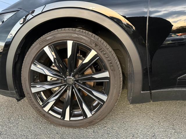 クラウンクロスオーバー ＲＳアドバンスド　４ＷＤ　純正１２．３型ワイドナビ　全周囲カメラ　セーフティセンス　レーダークルーズ　ＡＣ１００Ｖ電源　ワイヤレス充電　黒革シート　パワーシート　シートベンチレーション　ＥＴＣ　ＬＥＤヘッドライト（53枚目）