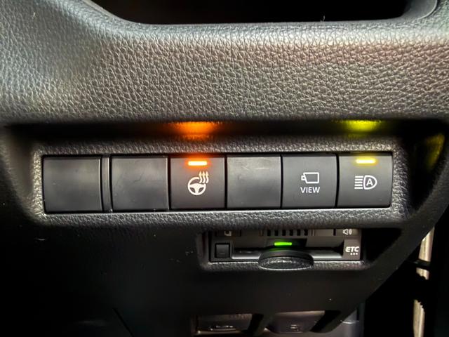 RAV4 アドベンチャー オフロードパッケージ 4WD 9型ディスプレイオーディオ 全周囲カメラ 衝突軽減 合皮シート パワーシート シートベンチレーション ステアリングヒーター グレード専用18インチマットブラック塗装アルミ ワイヤレス充電(11枚目)