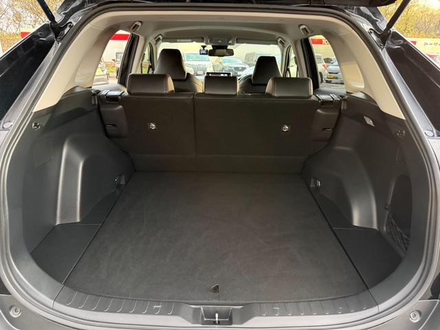 RAV4 アドベンチャー オフロードパッケージ 4WD 9型ディスプレイオーディオ 全周囲カメラ 衝突軽減 合皮シート パワーシート シートベンチレーション ステアリングヒーター グレード専用18インチマットブラック塗装アルミ ワイヤレス充電(17枚目)