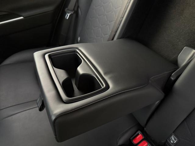 RAV4 アドベンチャー オフロードパッケージ 4WD 9型ディスプレイオーディオ 全周囲カメラ 衝突軽減 合皮シート パワーシート シートベンチレーション ステアリングヒーター グレード専用18インチマットブラック塗装アルミ ワイヤレス充電(56枚目)