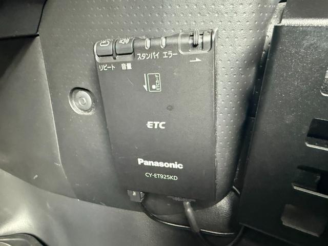 FJクルーザー ベースグレード ECLIPSE製メモリーナビ バックカメラ デジタルインナーミラー型ドライブレコーダー アクティブトラクションコントロール プライバシーガラス クリアランスソナー LEDヘッドライト リアフォグライト(5枚目)