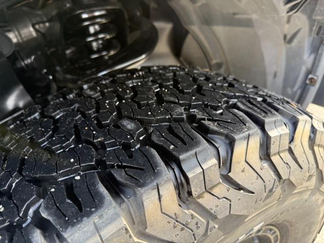 FJクルーザー ベースグレード ECLIPSE製メモリーナビ バックカメラ デジタルインナーミラー型ドライブレコーダー アクティブトラクションコントロール プライバシーガラス クリアランスソナー LEDヘッドライト リアフォグライト(14枚目)