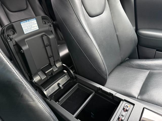RX RX450h バージョンL 4WD 電子制御式エアサスペンション プレミアムサウンドシステム HDDナビ セミアリニンブラック革シート エアロバンパーセット クリアランスソナー パワーバックドア クルーズコントロール(30枚目)