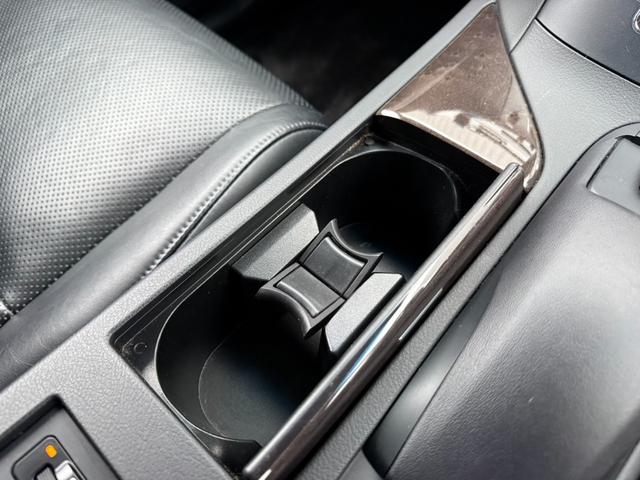 RX RX450h バージョンL 4WD 電子制御式エアサスペンション プレミアムサウンドシステム HDDナビ セミアリニンブラック革シート エアロバンパーセット クリアランスソナー パワーバックドア クルーズコントロール(32枚目)