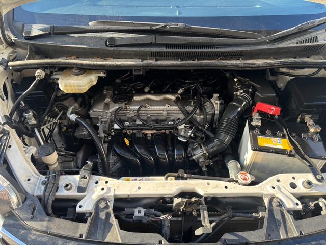 エスクァイア Gi プレミアムパッケージ 4WD TRDエアロ 寒冷地仕様 両側電動スライド アルパイン製10型後席モニター アルパイン製9型ナビ バックカメラ ハーフレザーシート シートヒーター ETC ステアリングヒーター 純正エンスタ(20枚目)